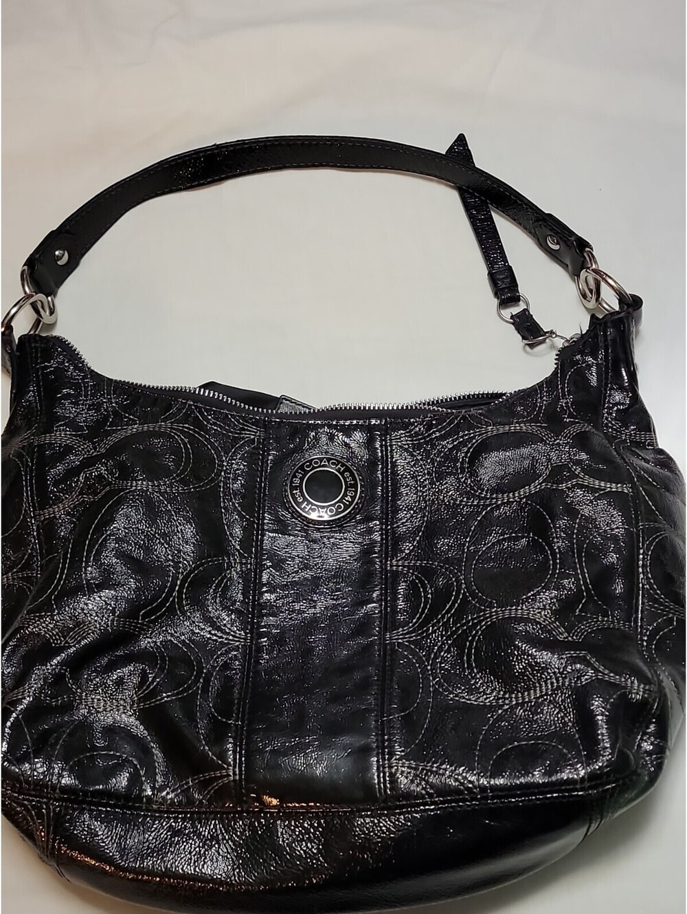 COACH SIGNATURE STITCHED BLACK PATENT LEATHER HOBO BAG STYLE # F19282